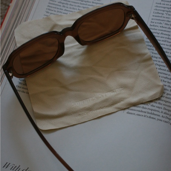 Retro-inspired Sunglasses from Sunnies Studios - Picture 9 of 10